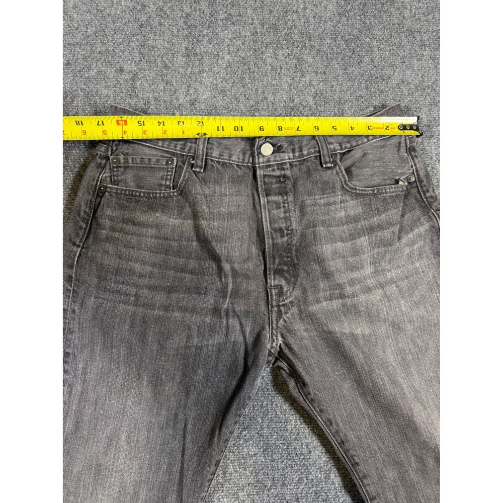 Levi's Jeans Mens 36x34 501 Gray Wash Straight Leg Button Fly Faded Y2K Punk - Picture 7 of 11